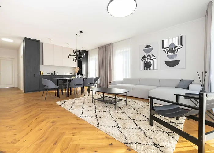 Modern New House @mano Jura2, By Cohost Διαμέρισμα Παλάγκα