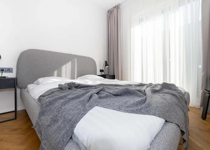 Modern New House @mano Jura2, By Cohost Παλάγκα